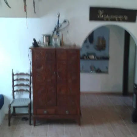 Ammo's Apartament Ano Sangrion